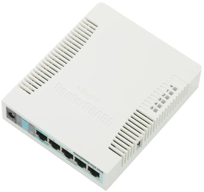 RB951G 2HND image1 - Router MikroTik Ethernet RB951G-2HnD, Inalámbrico, 300 Mbit/s, 5x RJ-45, 2.4GHz, Antena Interna 2.5dBi SKU: RB951G-2HND